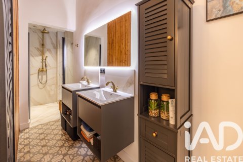 Apartment for sale in Vilanova i la Geltru, Barcelona, Spain 2 bedrooms, 103 sq.m. No. 172205 - photo 24