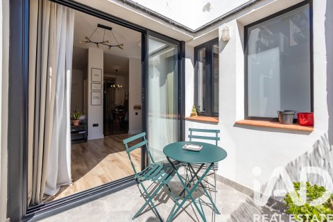 Apartment for sale in Vilanova i la Geltru, Barcelona, Spain 2 bedrooms, 103 sq.m. No. 172205 - photo 2
