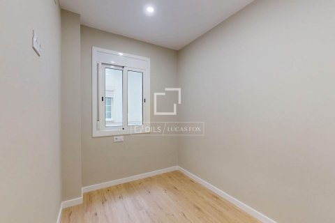 Apartment à vendre à Barcelona, Espagne, 3 chambres, 66 m2 No. 152185 - photo 27