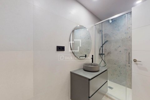 Apartment à vendre à Barcelona, Espagne, 3 chambres, 66 m2 No. 152185 - photo 25