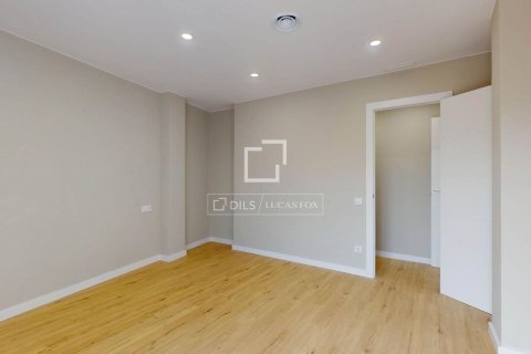 Apartment à vendre à Barcelona, Espagne, 3 chambres, 66 m2 No. 152185 - photo 18