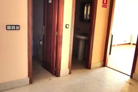 Commercial property for sale in Santovenia de la Valdoncina, Leon, Spain 1839 sq.m. No. 153770 - photo 22