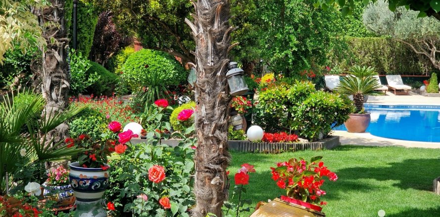 Дом в Балагуэр, Лерида, Испания 6 спален, 1924м2 №153768