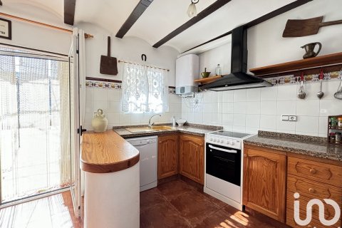 House for sale in Valencia, Spain 2 bedrooms, 117 sq.m. No. 153767 - photo 9