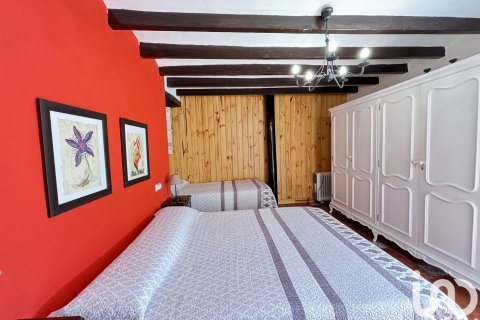 House for sale in Valencia, Spain 2 bedrooms, 117 sq.m. No. 153767 - photo 20