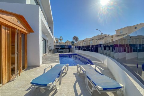 Villa till salu Torrevieja, Alicante, Spanien 4 sovrum, 219 kvm. Nr. 133333 - foto 4