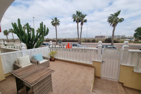 Apartment for sale Los Alcazares, Murcia, Spain 3 bedrooms,  No. 113823 - photo 9