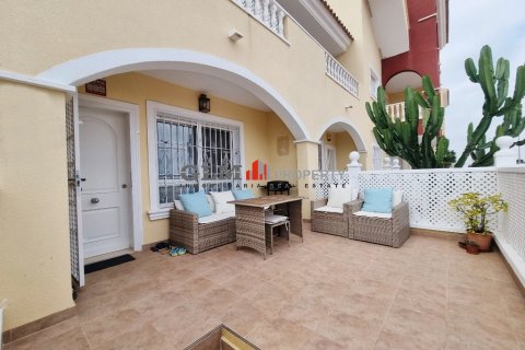 Apartment for sale Los Alcazares, Murcia, Spain 3 bedrooms,  No. 113823 - photo 2