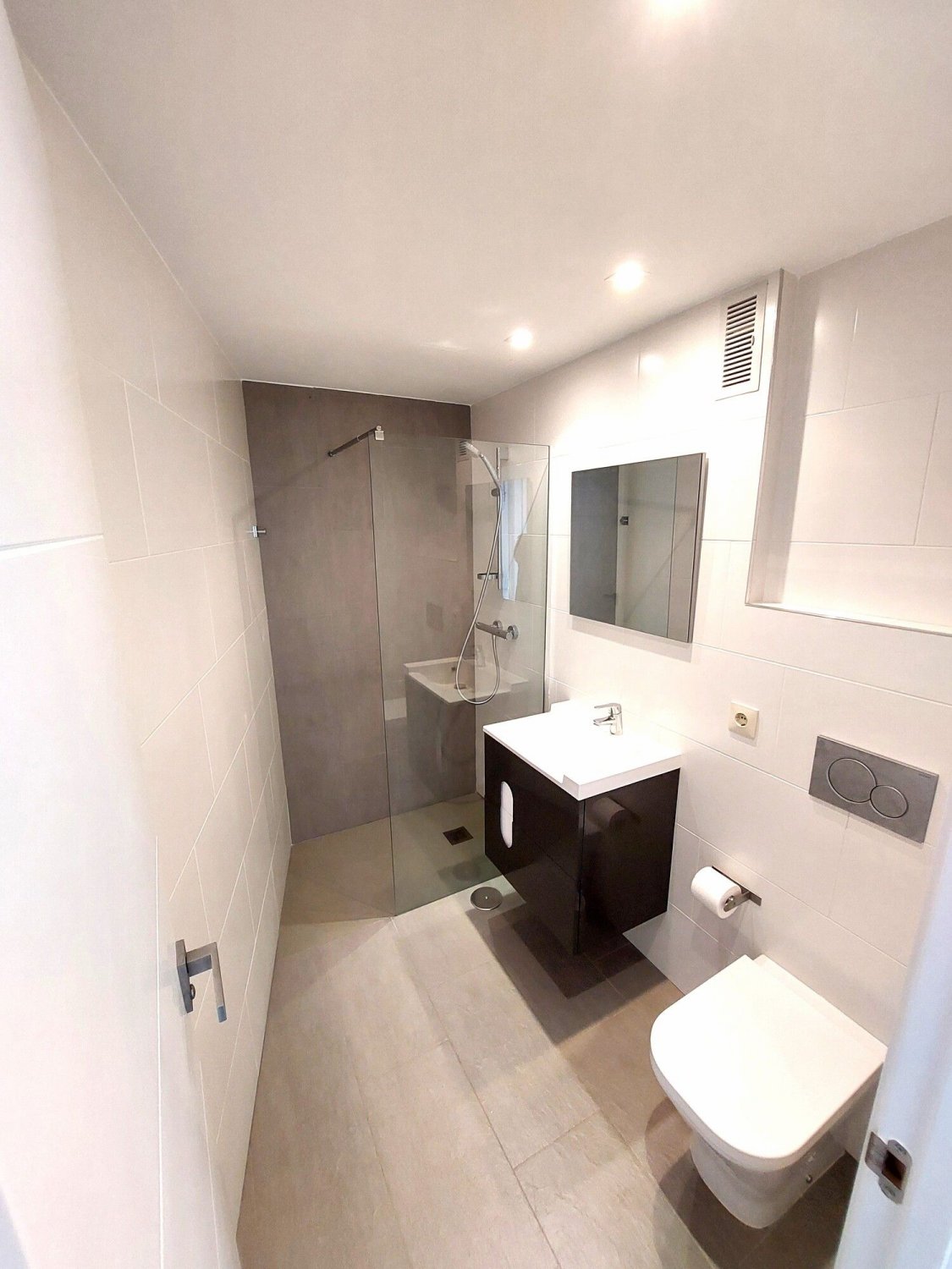 Huoneisto Calpe, Alicante, Espanja 3 makuuhuonetta, 300 m2 No. 112061