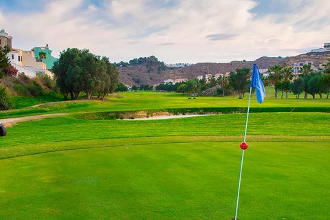 Villa en venta en Alicante, España 3 dormitorios, 237 m2 No. 112079 - foto 16