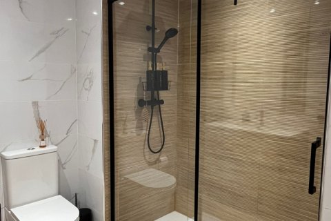 Huoneisto myytävänä Marbella, Malaga, Espanja, 2 makuuhuonetta, 133 m2 No. 152319 - kuva 9