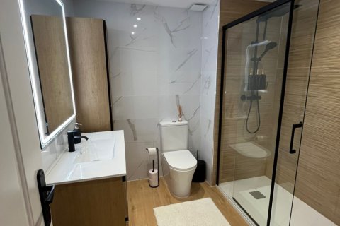 Huoneisto myytävänä Marbella, Malaga, Espanja, 2 makuuhuonetta, 133 m2 No. 152319 - kuva 12