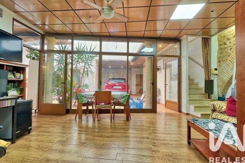 House for sale in Pego, Alicante, Spain 5 bedrooms, 248 sq.m. No. 152315 - photo 5