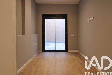 Apartament w Sant Feliu de Llobregat, Barcelona, Hiszpania 3 sypialnie, 98 mkw. nr 152318 – zdjęcie 11