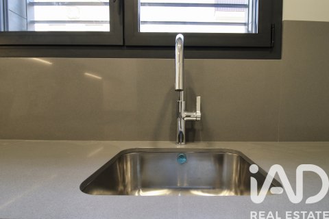 Apartament w Sant Feliu de Llobregat, Barcelona, Hiszpania 3 sypialnie, 98 mkw. nr 152318 – zdjęcie 7