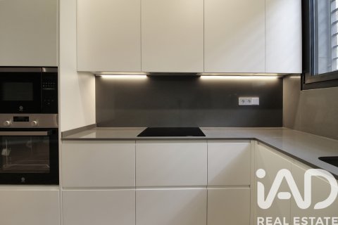 Apartament w Sant Feliu de Llobregat, Barcelona, Hiszpania 3 sypialnie, 98 mkw. nr 152318 – zdjęcie 5