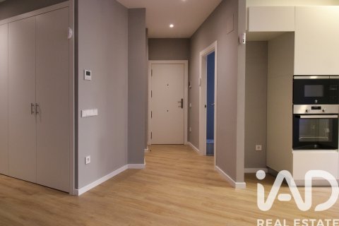 Apartament w Sant Feliu de Llobregat, Barcelona, Hiszpania 3 sypialnie, 98 mkw. nr 152318 – zdjęcie 3