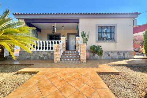 Villa till salu Los Balcones, Alicante, Spanien 3 sovrum, 180 kvm. Nr. 139487 - foto 1