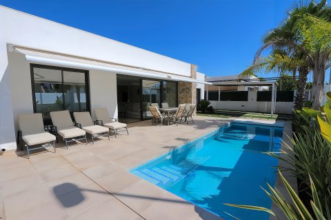 Villa till salu Pilar de la Horadada, Alicante, Spanien 3 sovrum, 106 kvm. Nr. 139483 - foto 13