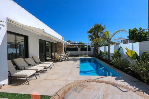Villa till salu Pilar de la Horadada, Alicante, Spanien 3 sovrum, 106 kvm. Nr. 139483 - foto 6