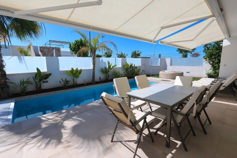 Villa till salu Pilar de la Horadada, Alicante, Spanien 3 sovrum, 106 kvm. Nr. 139483 - foto 11