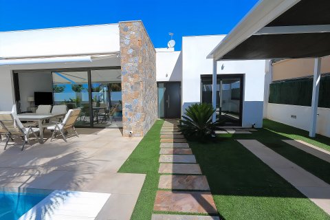 Villa till salu Pilar de la Horadada, Alicante, Spanien 3 sovrum, 106 kvm. Nr. 139483 - foto 16
