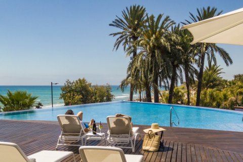 Продажа виллы в Сан-Мигель-де-Салинас, Аликанте, Испания 5 спален, 241м2 №139485 - фото 23