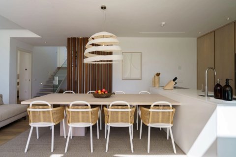 Продажа виллы в Сан-Мигель-де-Салинас, Аликанте, Испания 5 спален, 241м2 №139485 - фото 9