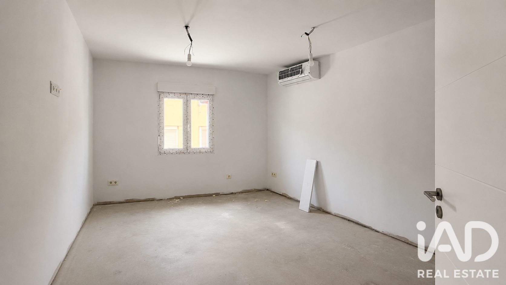 Apartment à Madrid, Espagne 3 chambres, 74 m2 No. 195094