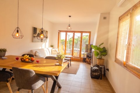 Продажа дома в Торроэлья де Монтгри, Герона, Испания 4 спальни, 130м2 №195092 - фото 9
