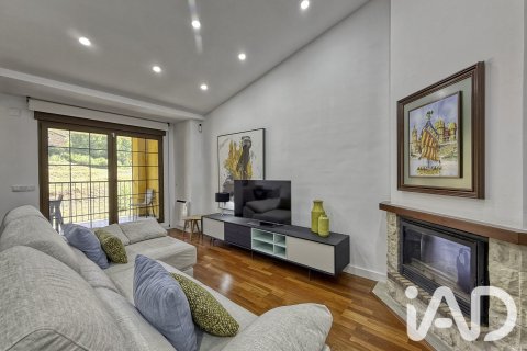 Продажа дуплекса в Теруэль, Испания 3 спальни, 104м2 №195088 - фото 24