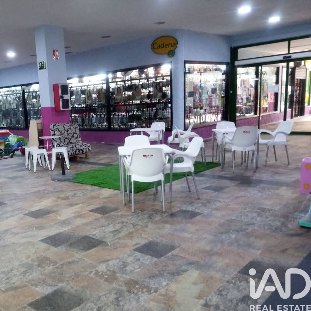 Commercial property à Parla, Madrid, Espagne 30 m2 No. 195089