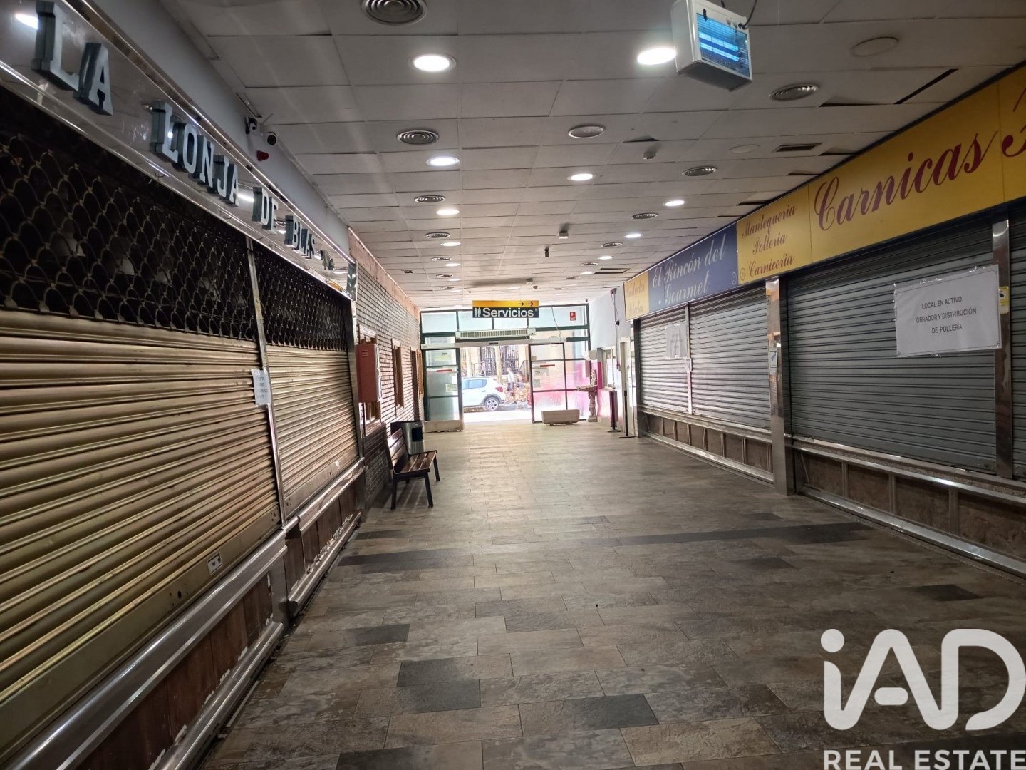 Commercial property à Parla, Madrid, Espagne 30 m2 No. 195089