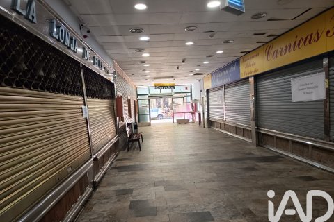 Propiedad comercial en venta en Parla, Madrid, España 30 m2 No. 195089 - foto 2