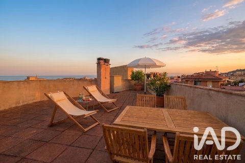 Пентхаус в Сан-Карлос-де-ла-Рапита, Таррагона, Испания 2 спальни, 75м2 №195090