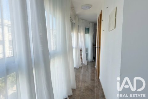 Продажа пентхауса в Сан-Карлос-де-ла-Рапита, Таррагона, Испания 2 спальни, 75м2 №195090 - фото 19