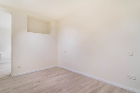 Apartment for rent in Madrid, Spain 2 bedrooms, 130 sq.m. No. 196682 - photo 23