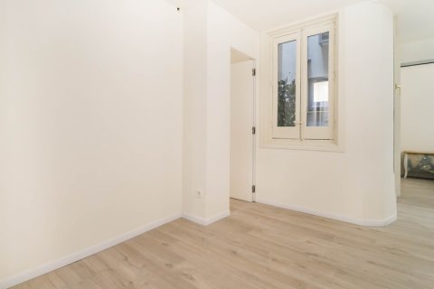 Apartment for rent in Madrid, Spain 2 bedrooms, 130 sq.m. No. 196682 - photo 19
