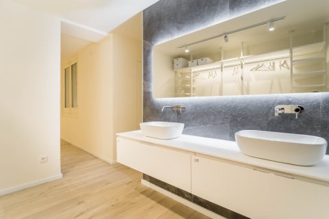 Apartment for rent in Madrid, Spain 2 bedrooms, 130 sq.m. No. 196682 - photo 15