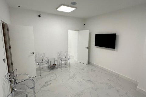 Commercial property for rent in Valencia, Spain 68 sq.m. No. 196681 - photo 5