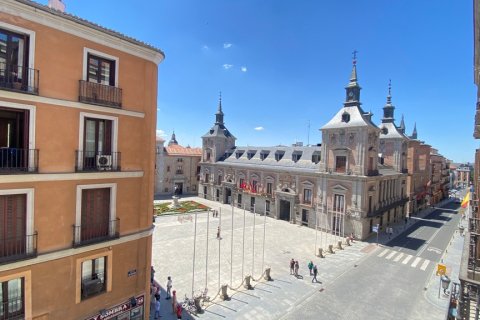 Apartment for rent in Madrid, Spain 1 bedroom, 70 sq.m. No. 196683 - photo 4