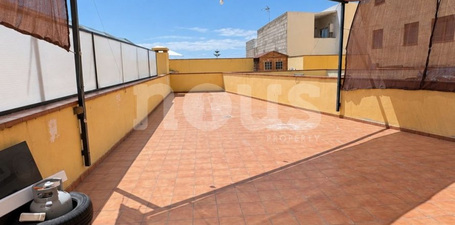 Apartment in Buzanada, Tenerife, Spain 2 bedrooms, 71 sq.m. No. 196685