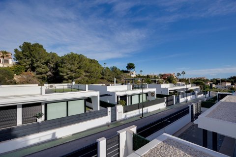 Villa for sale in Pinar De Campoverde, Alicante, Spain 3 bedrooms, 111 sq.m. No. 149616 - photo 24