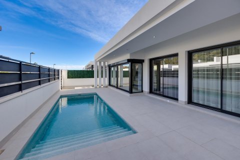 Villa i Pinar De Campoverde, Alicante, Spanien 3 sovrum, 111 kvm. Nr. 149616