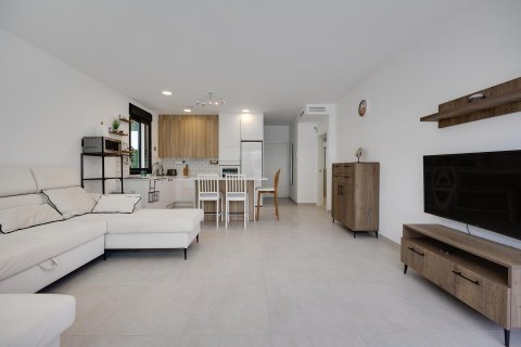 Villa for sale in Pinar De Campoverde, Alicante, Spain 3 bedrooms, 111 sq.m. No. 149616 - photo 6