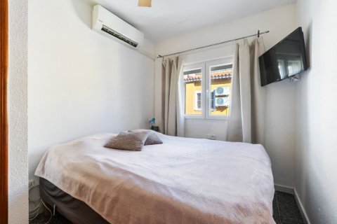 Kaupunkipientalo myytävänä Cabo Cervera-Playa la Mata, Alicante, Espanja, 2 makuuhuonetta, 70 m2 No. 149622 - kuva 10