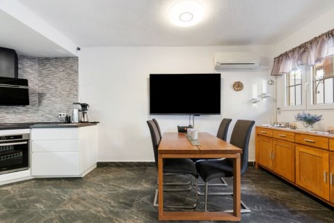 Kaupunkipientalo myytävänä Cabo Cervera-Playa la Mata, Alicante, Espanja, 2 makuuhuonetta, 70 m2 No. 149622 - kuva 6