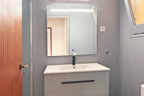 Penthouse w Barcelona, Hiszpania 3 sypialnie, 96 mkw. nr 187624 – zdjęcie 22