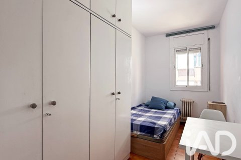 Penthouse w Barcelona, Hiszpania 3 sypialnie, 96 mkw. nr 187624 – zdjęcie 15