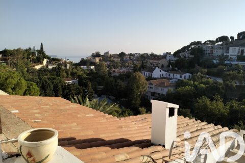 Appartamento a Malaga, Spagna 1 camera da letto, 74 mq. N° 173215